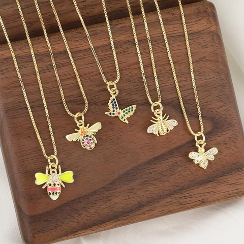 Gold Plated Copper Zirconia Animal Pendant Necklace Fashion Bee Dragonfly Hummingbird Butterfly Charm Necklaces For Women