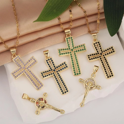 Copper Gold Plated Enamel Cross Pendant Necklace For Women Retro Hip Hop Religious Jesus Rhinestone Lip Chain Necklace