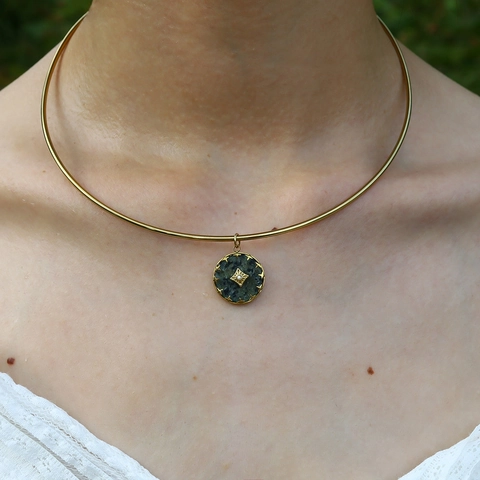 French Vintage Stainless Steel Collar Necklace With Natural Green Stone Pendant Starburst Zirconia PVD 18K Gold Plated Choker For Women