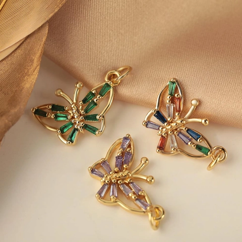 Elegant Copper Gold Plated Butterfly Pendant Necklace Baguette Zirconia Hollow Out Animal Necklaces For Women Lady Jewelry