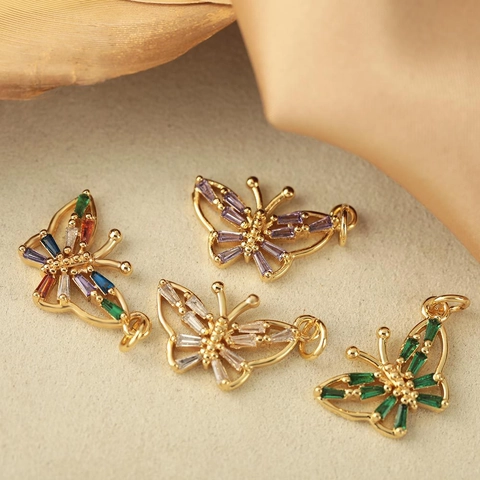 Elegant Copper Gold Plated Butterfly Pendant Necklace Baguette Zirconia Hollow Out Animal Necklaces For Women Lady Jewelry