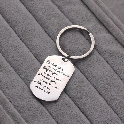 Portachiavi in Acciaio Inossidabile con Frase Motivazionale Dog Tag Pendente per Regalo di Laurea Uomo Donna