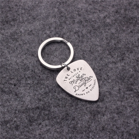 Portachiavi Plettro Chitarra in Acciaio al Titanio Regalo Sentimentale Madre Figlia Argento Metallo Spazzolato Portachiavi Cuore