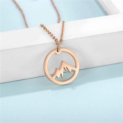Collana con Pendente Montagna in Acciaio Inossidabile Minimalista per Donna Oro Rosa Argento Silhouette Traforata Gioielli da Viaggio