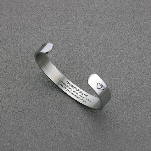 Brazalete de Acero Inoxidable Grabado Para Nuera Corazón Joyería Minimalista Regalo Para Familia Mujer Pulsera Color Plateado