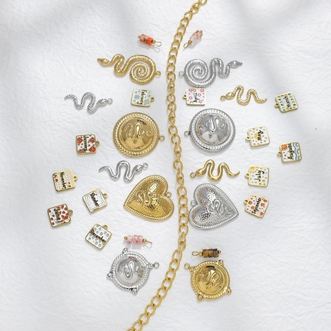 18K Gold Plated Stainless Steel Snake Pendants Month Square Charms Enamel Heart Round DIY Jewelry Making Necklace Accessories