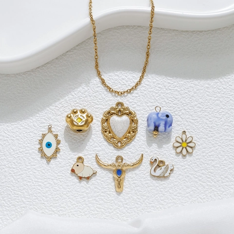Vintage Stainless Steel Pendant Charms Evil Eye Heart Swan Elephant Bull Horn Daisy For DIY Necklace Bracelet Jewelry Making