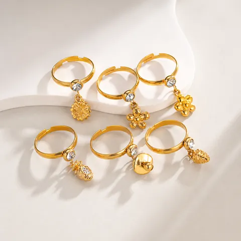 Bague Ouverte Ajustable en Acier Inoxydable Plaqué Or 18K Pendentif Fleur Fruit Strass Bijoux de Mode pour Femme