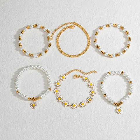 Bracelet Marguerite en Acier Inoxydable à la Mode pour Femme Plaqué Or Künstliche Perle d'Imitation Charme d'Étoile Bijoux Réglables