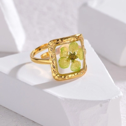Anillo Abierto de Acero de Titanio Nuevo Estilo Chino para Mujer Ajustable Resina con Flor Preservada Diseño Floral