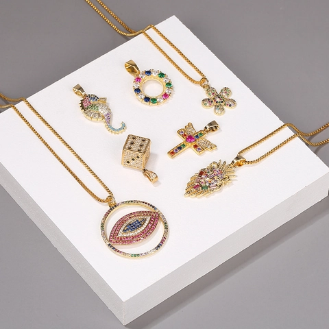 Collana con Pendente in Zircone alla Moda per Donna Uomo Catena in Acciaio Inossidabile Rame Hip Hop Malocchio Albero della Vita Gioielli