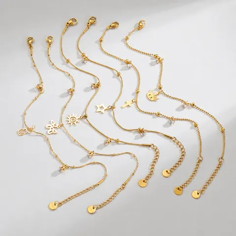 Bracelet en Acier Inoxydable Plaqué Or Avec Pendentifs en Zirconium Papillon Chat Croix Mauvais Œil Étoile Soleil Pour Femme Bijoux Minimalistes