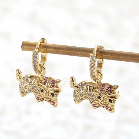Pendientes Colgantes de Lujo de Cobre y Circonia Cabeza de Tigre para Mujer Bañados en Oro Motivo de Zodiaco Animal