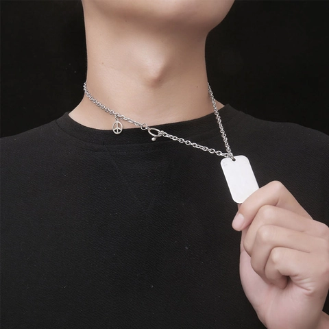 Μοντέρνο Κολιέ Μενταγιόν Dog Tag από Ατσάλι Τιτανίου Με Σήμα Ειρήνης Κοσμήματα με Αλυσίδα από Ανοξείδωτο Ατσάλι για Άνδρες Γυναίκες Δώρο