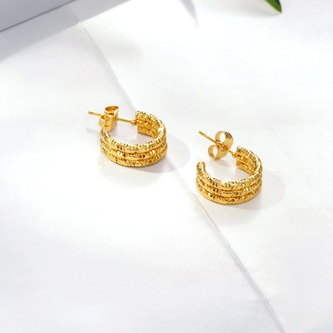 Vintage Stainless Steel Geometric C-Shaped Multi-Layer Hoop Earrings For Women Retro Gold Tone Textured Design Jewelry
