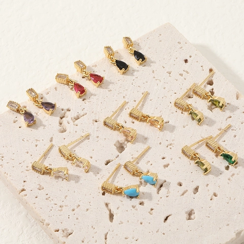 Orecchini a Bottone a Goccia in Rame con Zirconia Minimalista Placcato Oro Orecchini Pendenti in Cristallo con Taglio a Pera per Donna Gioielli per Feste Quotidiane
