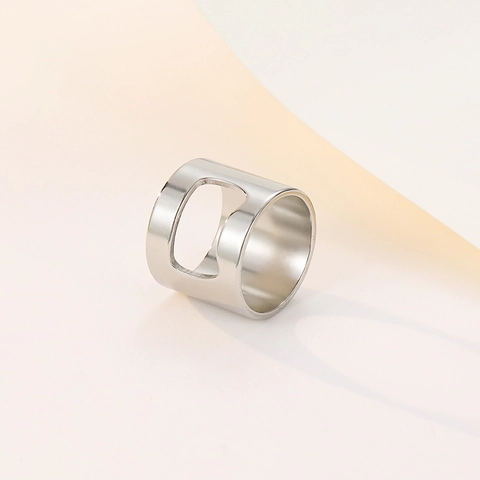 Bague Décapsuleur Créative en Acier Inoxydable pour Hommes Femmes Ouvre-Bière Portable Bague de Doigt Bijoux Polis Tendances Cadeau