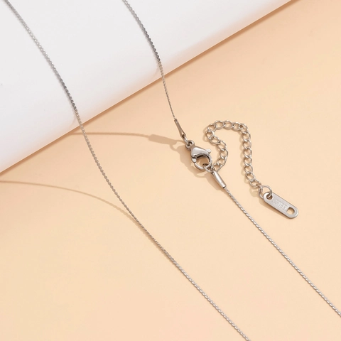 Minimalist Stainless Steel S-Plane Chain Necklace Vacuum Plated 18K Gold Silver Tone Clavicle Chain Jewelry For Unisex Daily