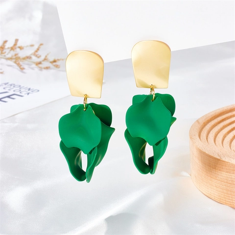 Western Style Matte Alloy Petal Drop Earrings For Women Fashion Multi Layered Floral Dangle Earrings Jewelry Gift