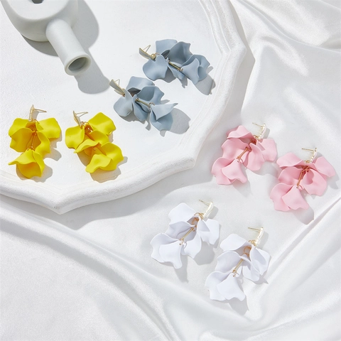 Matte Acrylic Petal Leaf Tassel Drop Earrings For Women European Style Fashion Jewelry Vacation Banquet Party Jewelry