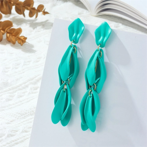 Exaggerated Long Petal Tassel Drop Earrings For Women Matte Acrylic Leaf Dangle Earrings Fashion Bohemian Summer Vacation Jewelry Gift