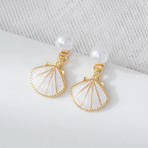 Elegant Alloy Shell Imitation Artificial Pearl Dangle Earrings Marine Style Scallop Enamel Earrings For Women Vacation Jewelry Gift