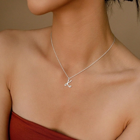 Mode Vergulde Koperen Alfabet Letter Hanger Halsketting Met Hart Detail Voor Vrouwen Elegante Sleutelbeenketting Sieraden Cadeau