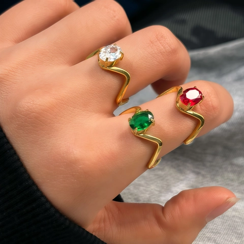 Anillo de Acero Inoxidable Dorado Ondulado para Mujer Vintage Ovalado Circonita Verde Rojo Blanco Joyería de Moda