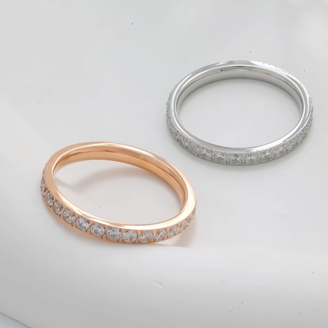 Minimalist Stainless Steel Pave Rhinestone Ring For Women Men Hip Hop Luxury Eternity Band Finger Ring Unisex Jewelry Gift