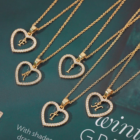 Hollow Heart Initial Letter Pendant Necklace Copper Zirconia Inlaid Gold Plated Simple Fashion Jewelry For Women Gift