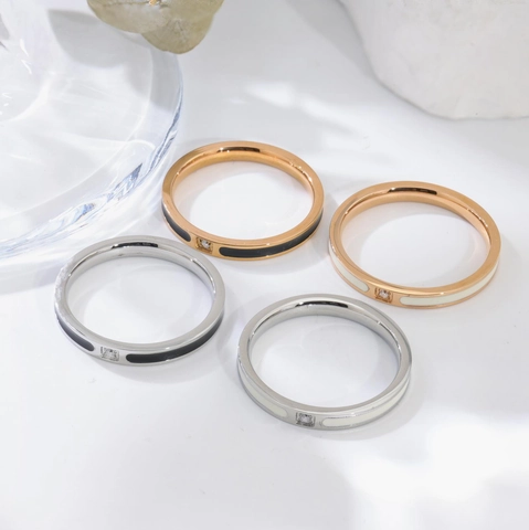 Minimalist Stainless Steel Band Ring For Women Gold Silver Plated Black White Enamel Inlaid Zirconia Fashion Finger Ring Jewelry
