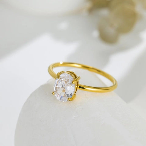 Minimalist Stainless Steel Ring For Women With Oval Cut Zirconia Gold Color Luxury Fashion Jewelry Finger Ring Gift
