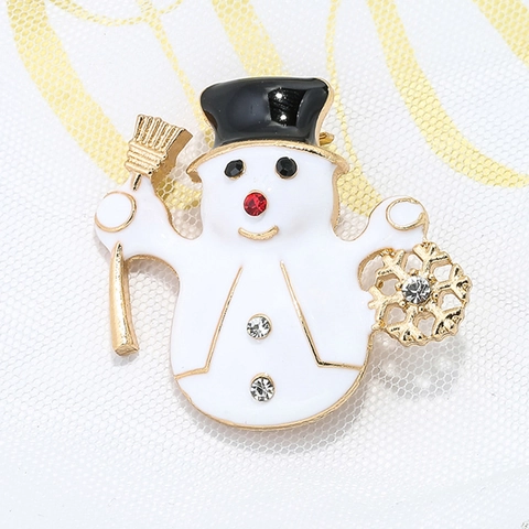 Spilla in Lega di Pupazzo di Neve di Natale Con Strass Gocciolamento di Smalto Festivo Inverno Fiocco di Neve Cappello Scopa Gioielli