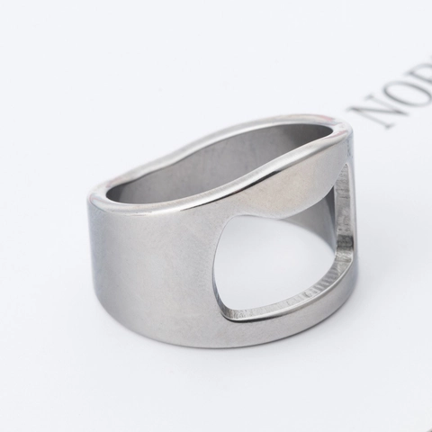 Creatieve Roestvrijstalen Flesopener Ring Voor Mannen Vrouwen Unieke Vingersieraden Harde Stijl Bierdopjesopener Keukenhulp