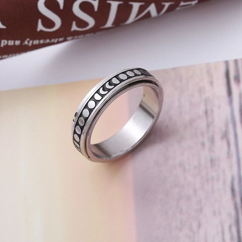 Stainless Steel Spinner Ring Stress Relief Moon Phase Daisy Flower Triple Interlocked Band Ring For Women Men Jewelry