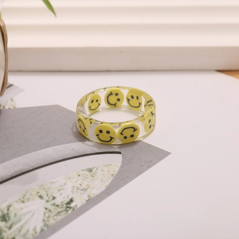 Verano Creativo Dibujos Animados Cara Sonriente Anillos de Resina Transparente Para Mujeres Hombres Estética Y2K Colorido Estilo Fruta Joyería