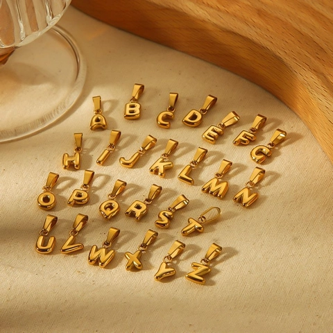 Bubble Buchstabe Anhänger 18K Vergoldeter Edelstahl Kleiner Alphabet Charm DIY Schmuck Zubehör Für Frauen