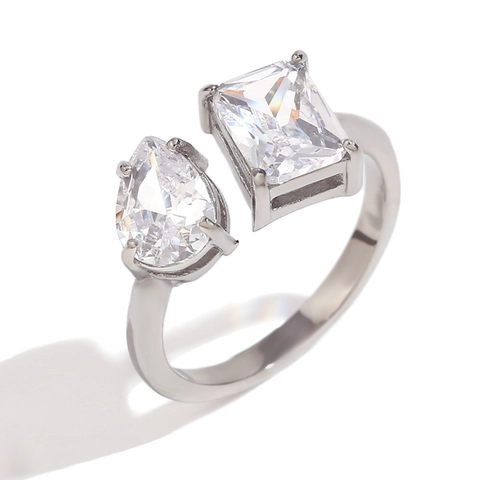 18K Gold Plated 316L Stainless Steel Open Adjustable Ring For Women Emerald Pear Cut Clear Zirconia Toi Et Moi Geometric Jewelry