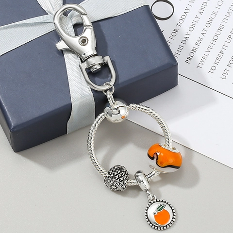 Llavero DIY Serie Frutas Con Colgantes de Naranja Fresa Metal Plateado Cuentas Cadena de Serpiente Adorno de Bolso Regalo Mujer
