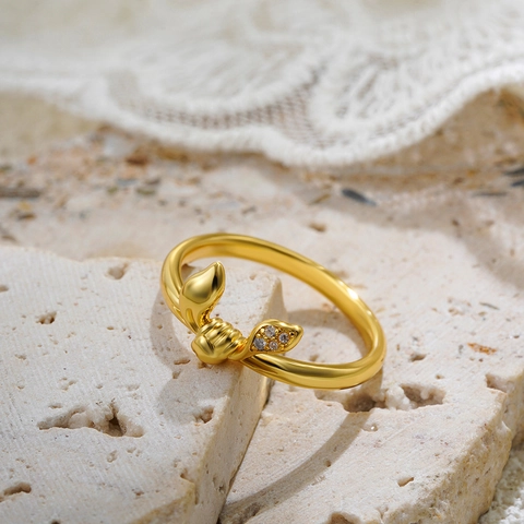 18K Gold Plated Copper Bow Knot Ring With Zirconia For Women Vintage Luxury Twisted Cross Knot Decorative Fashion Jewelry