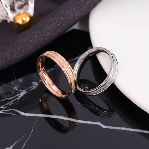Minimalistischer Titanstahl Mattierter Ring Für Damen Herren Roségold Silber Gold Galvanisierter Geometrischer Bandring Modeschmuck