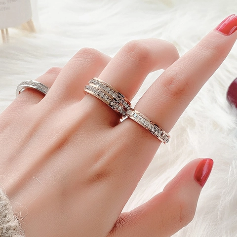 Mode Edelstahl Ewigkeit Band Ring Für Damen 18K Roségold Vergoldet Quadratisch Strass Reihe Minimalistischer Schmuck Geschenk