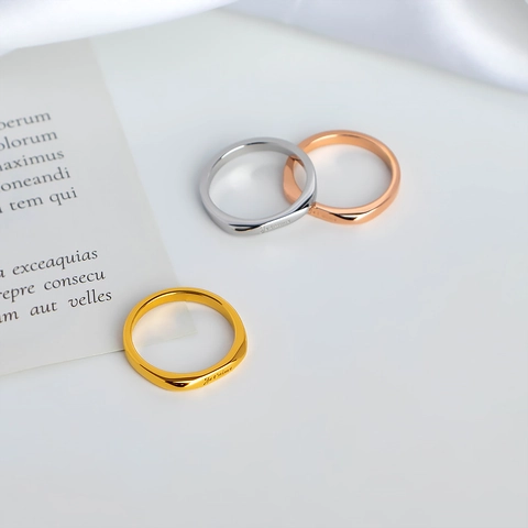 Je T'aime Buchstaben Gravur Titanstahl Ring Für Damen Minimalistischer Französischer Stil Polierter Fingerring Romantischer Schmuck Geschenk
