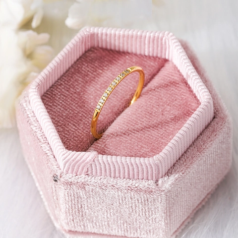 Minimalistischer Titanstahl Zirkonia Feiner Ring 18K Gold Silber Plattiert Stapelbarer Reihen Zirkon Ringe Für Damen