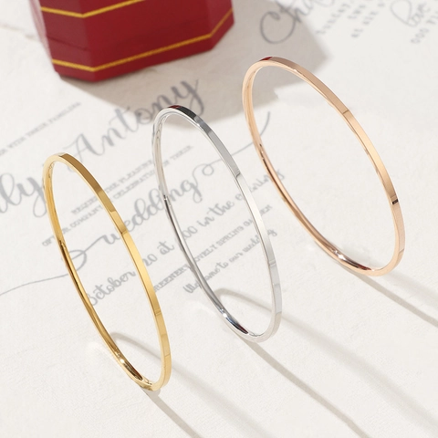 Minimalist Titanium Steel Bangle Bracelet For Women 18K Gold Plated Smooth Thin Stackable Round Plain Hand Bangle Jewelry