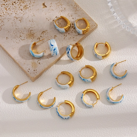 Vintage 18K Gold Plated Brass Blue and White Porcelain Enamel Hoop Earrings Hand-painted Chinese Style Enamel Earrings For Women Jewelry Gift