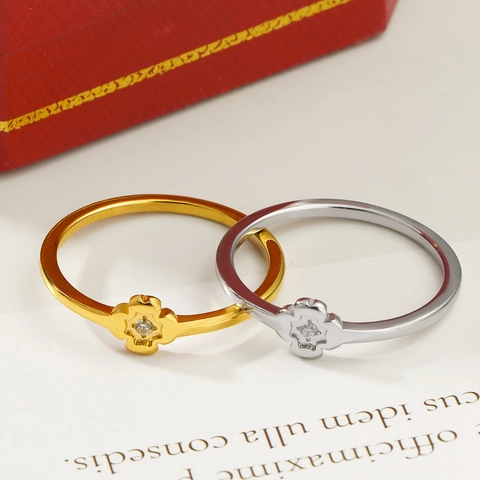 Minimalistisch Titanstahl Vierblättriges Kleeblatt Strass Ring Für Damen Gold Silber Blütenblatt Design Mode Festival Schmuck Geschenk