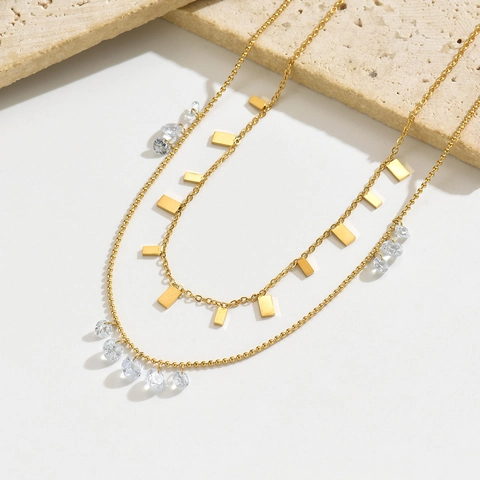 Doppelschichtige Edelstahl Gold Überzogene Halskette Für Damen Vintage Rechteckige Platte Runde Zirkonia Anhänger Schmuck