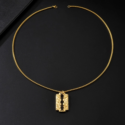Vintage Stainless Steel Razor Blade Pendant Necklace For Men Women Punk Carved Relief Gold Silver Hip Hop Jewelry