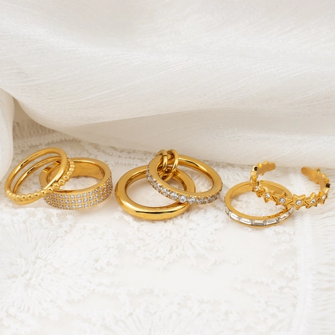 Double Layer Interlocking Ring Stainless Steel 18K Gold Plated High Polish Pave Rhinestone Fashion Band Ring For Women Jewelry